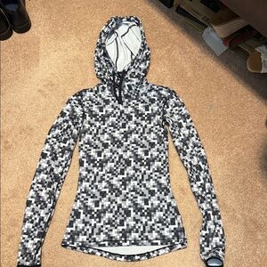 Nike Pro Dri-FIT Pixelated Gray and White Top size XS
